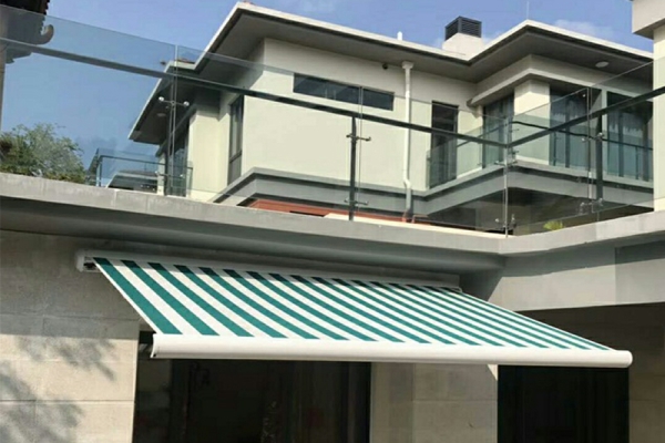 مظلة B04 القابلة للطي من SCD